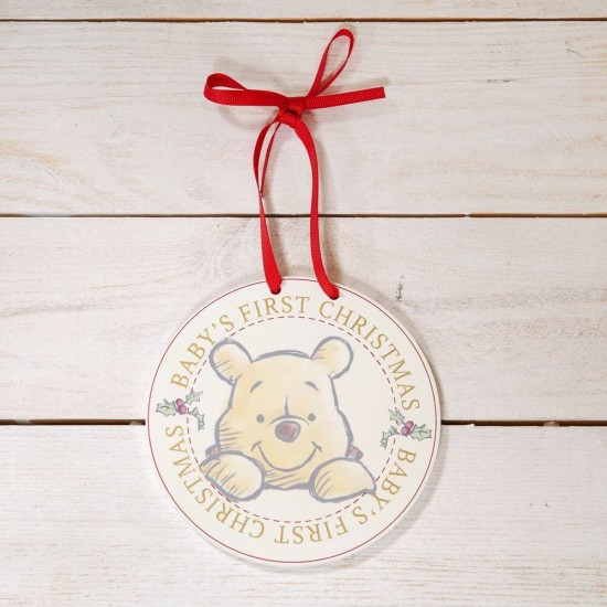 Disney Magical Beginnings - Placuta din lemn First Christmas Winnie krbaby.ro