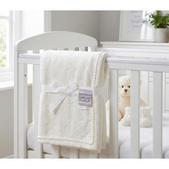 Paturica bebe premium Soft Touch alba cu stelute si ciucuri 75x90 cm