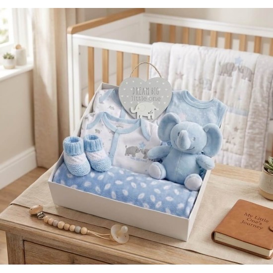 Set cadou bebelusi 9 piese baieti cu paturica fleece bleu jucarie elefantel eco haine bumbac body Hello Big World si salopeta elefantei